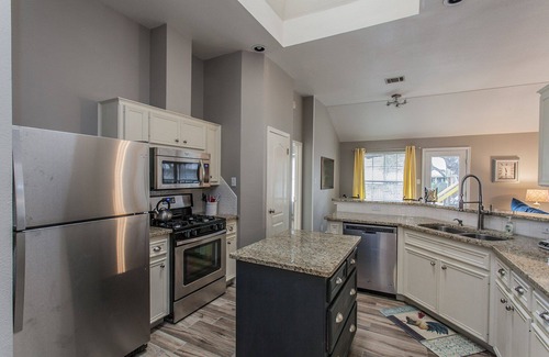 North Buttercup Creek House | The Sugar House nestled in Cedar Park