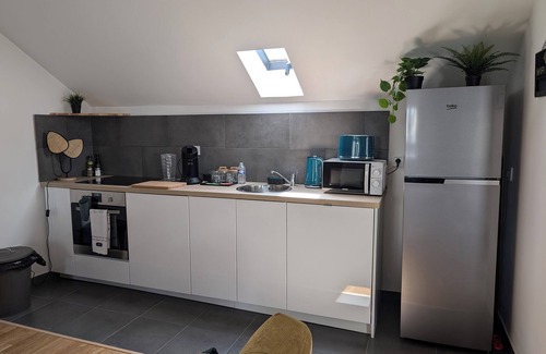 Montlucon Apartment | The Suite - Villa Valmy - Hypercentre - SNCF Train station