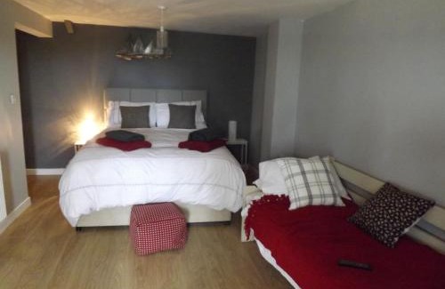 Llandysul Bed & Breakfast | The Swallows Guest House