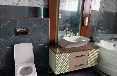 Agra Bed & Breakfast | The Taj Mughal Courtyard Homestay