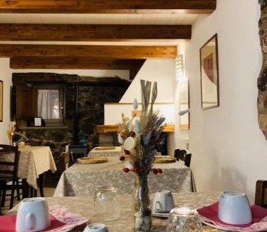 Santu Lussurgiu Bed & Breakfast | The Templars Guesthouse