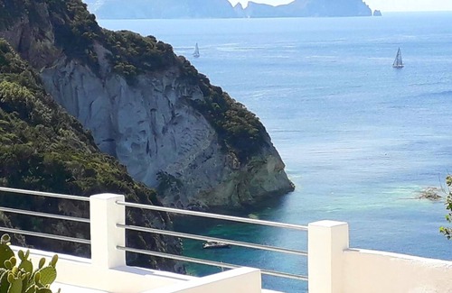 Le Forna Apartment | The terrace by the sea