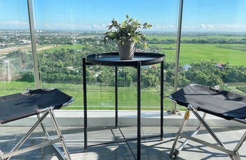 Hue City Centre Apartment | the tourist apartment has 2 bedrooms and a kitchen.