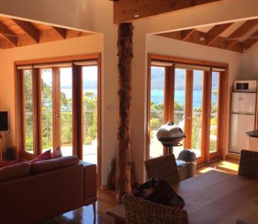 Alonnah House | The Tree House