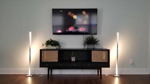 Barium Springs House | The Troutman Retreat-Near Lake Norman