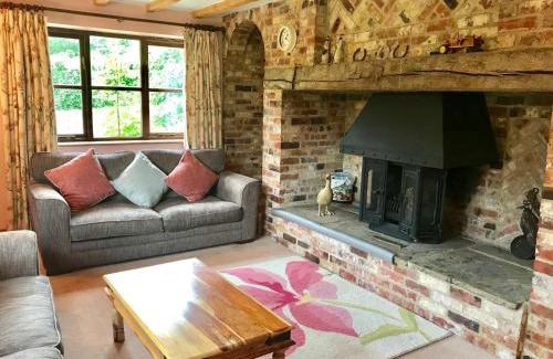 Petersfield House | The Turkey House