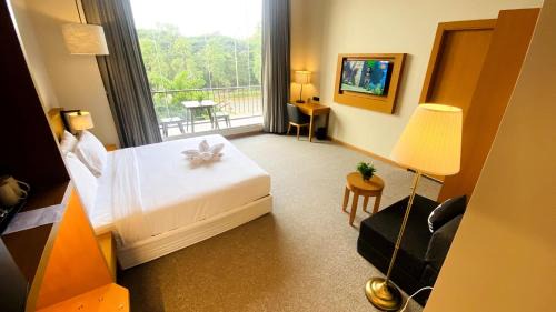 Nashik Hotel | The Vern at BLVD