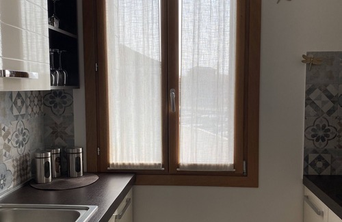 Longa Apartment | The VIEW Apartment with Canal view