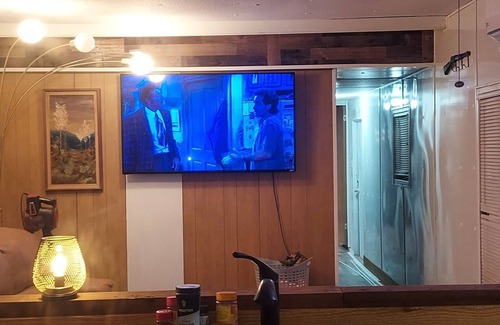 Taylor Creek House | The Wagon Wheel @ Catfish Cove Fisherman Resort