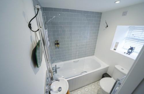 Fearn House | The Wee House by the Sea