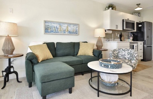 Painters Hill Apartment | The White House on Flagler Beach - Unit 22