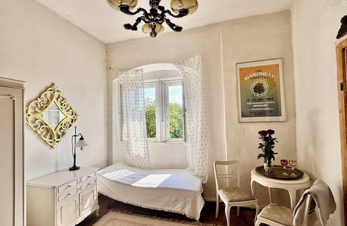 Hildburghausen Apartment | The white suite of Tsar Ferdinand - a castle dream