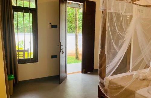 Udawalawa Bed & Breakfast | The Wild Side Cottage