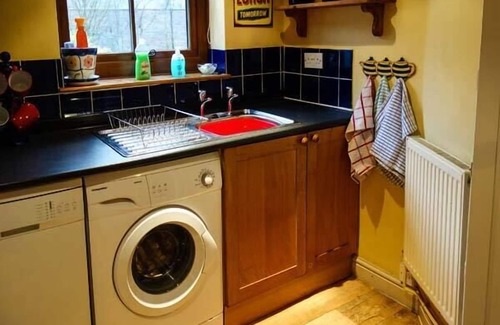 Pontesbury Cottage | THE WILDERNESS, pet friendly, with open fire in Stiperstones