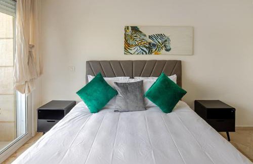 Herzliya Pituach Apartment | The Yacht Apartment in Herzlia