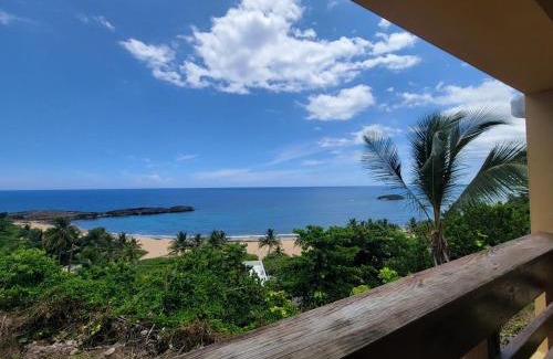 Tierras Nuevas Saliente House | The Yellow House: Fully Equipped, Spectacular Beach View