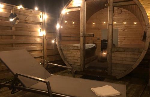 Geel Ski Chalet | The Zen Nest