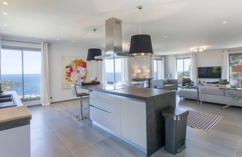 Espero-Pax House | Theoule/mer Villa de Charme 240 M2 Vue Mer Panoramique Calme et Sécurisé