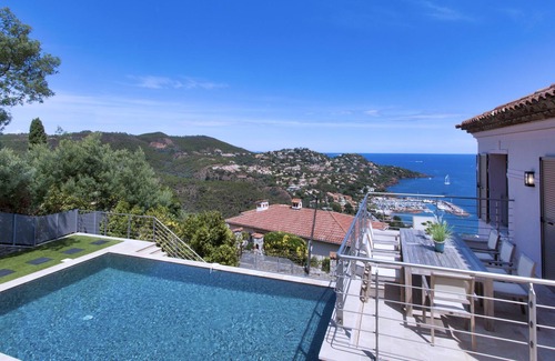 Espero-Pax House | Theoule/mer Villa de Charme 240 M2 Vue Mer Panoramique Calme et Sécurisé