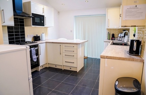 Acresford House | This 5-bedroom house exudes an aura of openness and comfort.