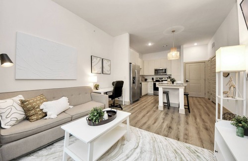 Addicks Apartment | This apartment is a 0 bedroom(s), 1 bathrooms, located in Houston, TX.