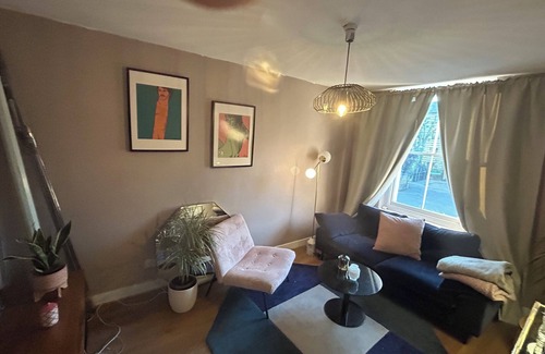 Hackney Apartment | This beautiful apartment is located in the heart of East London,