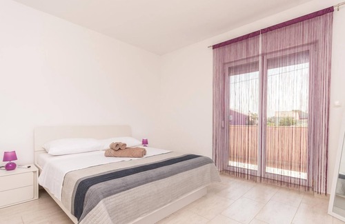 Policnik House | This cozy vacation house with pool consists of two floors connected by external stairs.