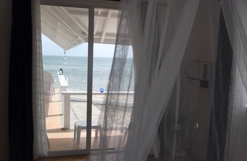 Laiya House | This place is a true nature lover’s paradise. Serene and Beautiful at its best.