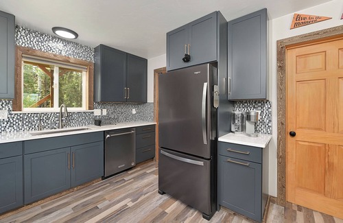 Funny River House | This quiet cabin on a slough of the Kenai River is what you need.