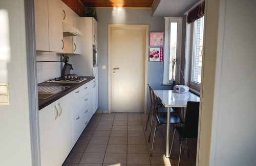 Ostend Apartment | This spacious apartment in Ostend is located 5 minutes from the beach.