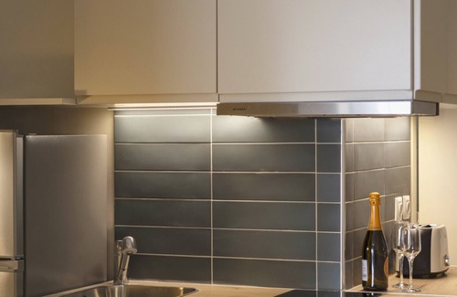 Palaio Faliro Apartment | Thiseos 5-7·Renovated Studio with Sea View in Pala