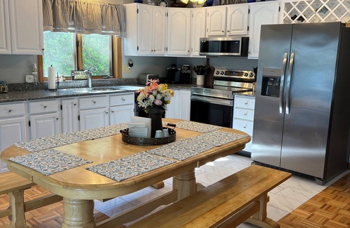 Palmer House | Thompson Lake Cape Cod, direct lake front with private lake dock.