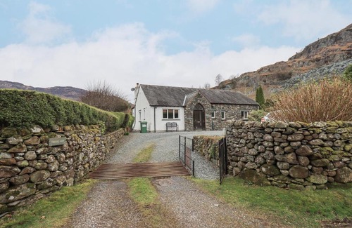 Chapel Stile House | Thrang View