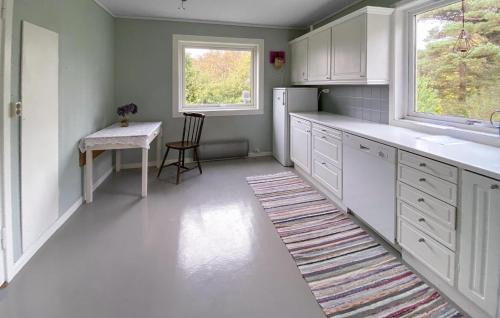 Flekkerøy House | Three Bedroom Cozy Home In Flekkerøy