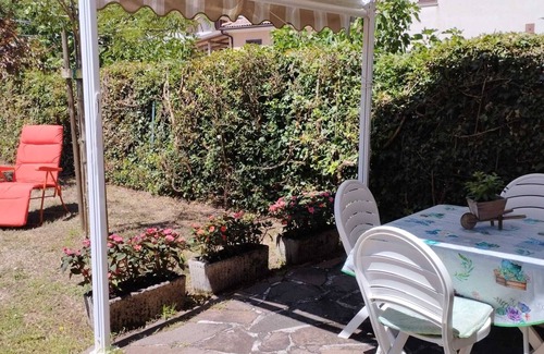 Introdacqua House | THREE BEDROOM HOUSE WITH GARDEN