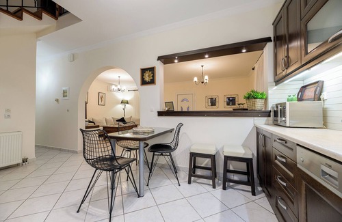 Alikanas House | Three Bedroom House (Diogenis House)