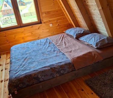 Tepacko Polje House | Three Houses