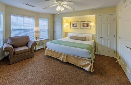 South Lee Hotel | Three Villas, Endless Play | Indoor Pools, Trails, Games & BBQ Decks