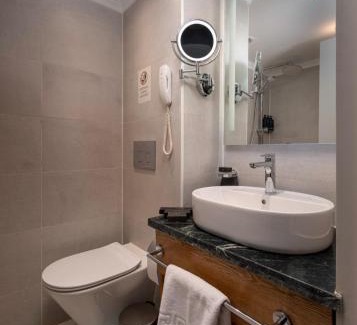 Nile River Luxor Hotel | TIA Boutique Nile Cruise - Every Monday from Luxor for 04 & 07 Nights - Every Friday From Aswan for 03 & 07 Nights