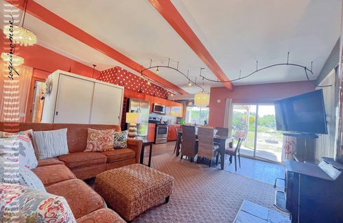 Ocean Shores House | Tide Pool Cabin, a Soquinomere Private Hotel on the Dunes, Downtown Ocean Shores