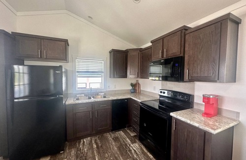 Highlands - Perkins Cottage | Tiger's Trail RV Resort