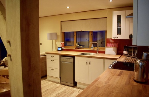 Fiunary Cottage | Tigh a Chabar, Savary. Nr Lochaline. Cosy cottage, sleeps 4. Sea views.