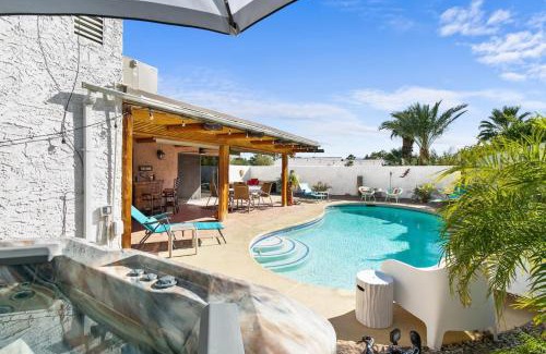 Desert Park Estates House | TIKI DUNES - Number 1 Palm Springs Magical Escape