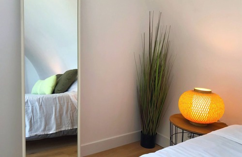 Fitou Bed & Breakfast | Tilley Lounge Zen CoCoon