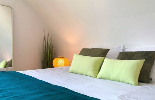 Fitou Bed & Breakfast | Tilley Lounge Zen CoCoon