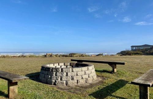 Yachats Hotel | Tillicum Beach Motel - Formerly Deane's Oceanfront Lodge