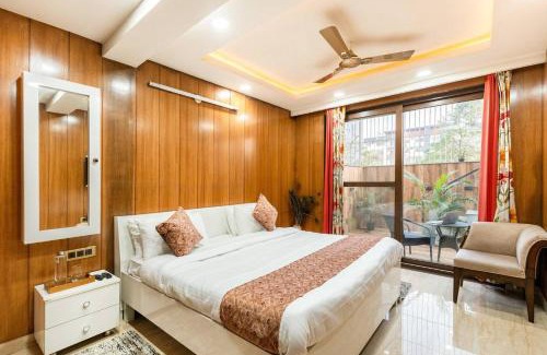 Sector 51 Hotel | TIM Sector 51, ARTEMIS HOSPITAL 1 min walk, FORTIS & MEDANTA 4 mins drive