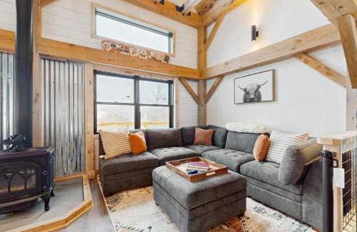 Readsboro House | Timber Riverhouse