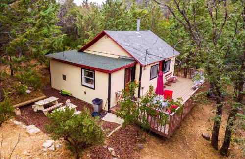 Julian Villa | Time Traveler Retreat