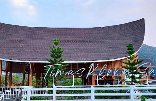 Bo Kluea Resort | Times Klang Sapan Resort